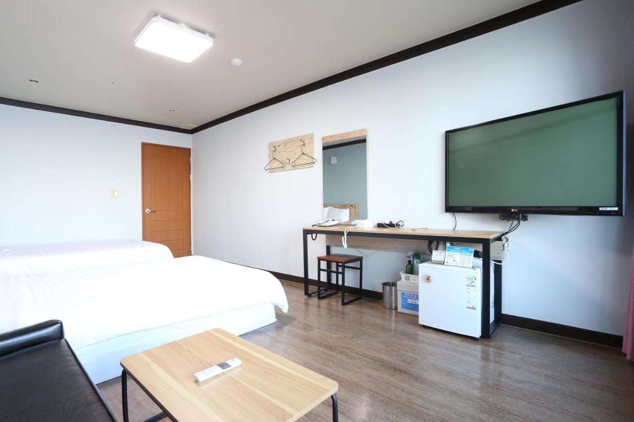 Motel Time Gangneung Esterno foto
