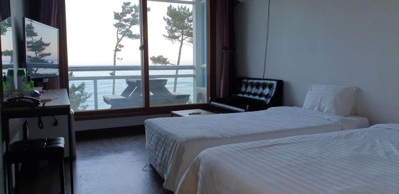 Motel Time Gangneung Esterno foto