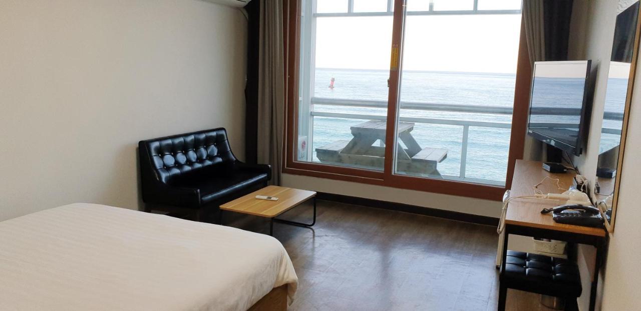 Motel Time Gangneung Esterno foto