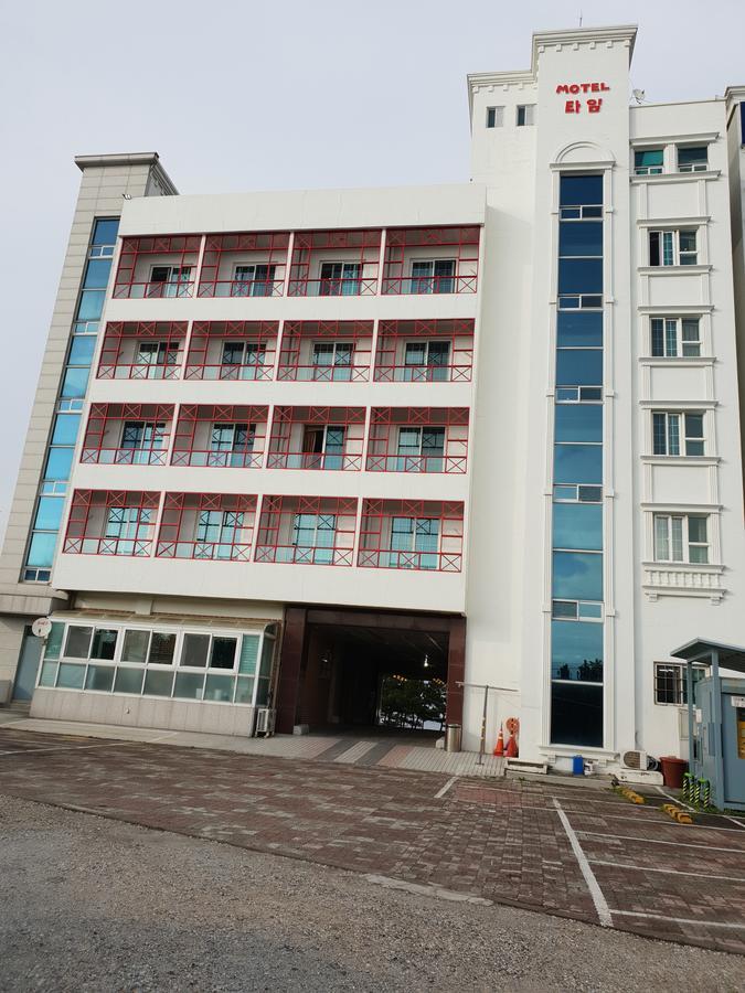 Motel Time Gangneung Esterno foto