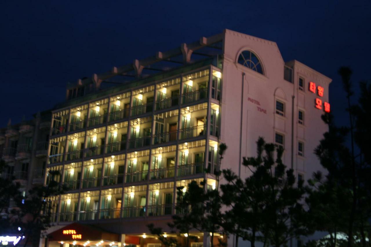 Motel Time Gangneung Esterno foto